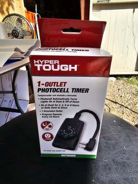 Hyper Tough Photocell Dusk to Dawn Outdoor Timer with 1 Grounded Outlet